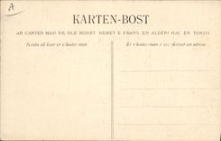 CPA Folklore Jeune fille de St Thegonnec a la messe 