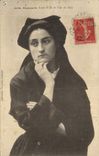 CPA Folklore Pensive Jeune fille de l'Ile de Sein 