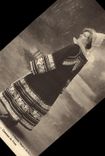 CPA Folklore Pont Aven Costume de fete 