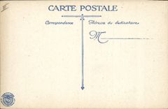 CPA Militaria Les poilus au retour des tranchees 