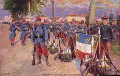 CPA Militaria Pendant la halte Le drapeau 