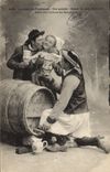 CPA Folklore Le cidre de Fouesnant Ses gaietes Scene de noce bretonne Mariage 