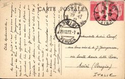 CPA Folklore Tredion Groupe de jeunes filles 