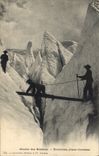 CPA Alpinisme Glacier des Bossons Traversee d'une crevasse 