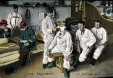 CPA Militaria Infanterie Le perruquier Coiffeur 