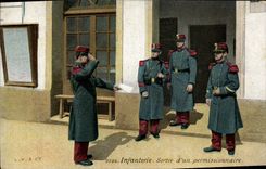 CPA Militaria Infanterie Sortie d'un permissionnaire 