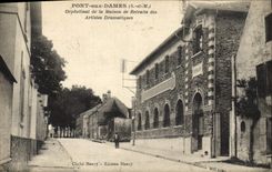Vintage Postcard Cinema Bridge with the Ladies Orphanage of the old people's home of the stage actors