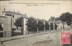 CPA Cinema Maison de retraite des artistes dramatiques a Pont aux Dames Couilly Entree du chateau