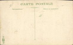 CPA Militaria Artillerie Distribution de paille