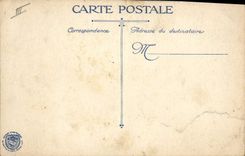 CPA Militaria Chasseurs a pied belges Au drapeau