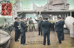 Vintage Postcard Militaria life of the sailor music on the face