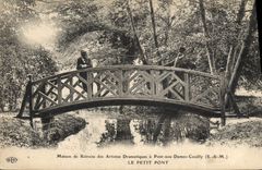 Vintage Postcard Cinema Old people's home of the Stage actors has Pont with the Couilly Ladies the small bridge