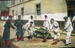 CPA Militaria La corvee de quartier