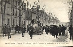 CPA Carnaval XX Groupe musical Tous dans un ton dore sur le sol fa si la porter Aix en Provence 