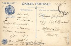 CPA Militaria Un taube passe Avion