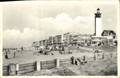 CPA Phare Blankenberge La digue et le phare