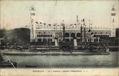CPA Phare Bordeaux Le Cassini devant l'exposition (carte toilee) Bateau