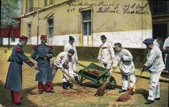 CPA Militaria La corvee de quartier 