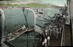 CPA Militaria La vie du Marin Mise a l'eau d'une baleiniere 