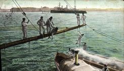 CPA Militaria La vie du Marin Exercice d'embarcation 