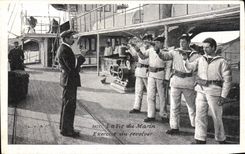 Vintage Postcard Militaria life of the Marine Exercise of the revolver