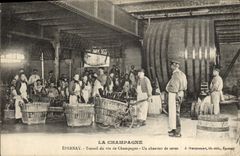 Vintage Postcard Folklore Vine Wine Grape harvest Champagne Epernay Work of the wine from champagne a building site of cellars