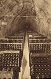 CPA Folklore Vigne Vin Vendanges Champagne Pommery & Greno REims Une galerie de vins sur pointe