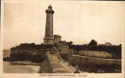 CPA Phare Saint Georges de Didonne Le port