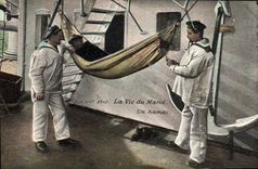 CPA Militaria La vie du Marin Un hamac