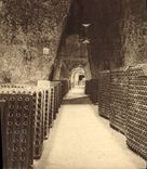 CPA Champagne Pommery & Greno Reims Enfilade de crayeres d'origine gallo romaine