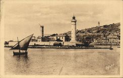 CPA Phare St Louis Entree du port Sete