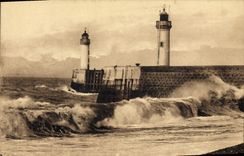 CPA Phare Fecamp Gros temps