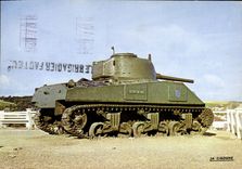 Modern Postcard Militaria Arromanches Beaches of the unloading