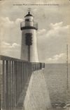Vintage Postcard Phare the new headlight has the end of the pier of Thatch