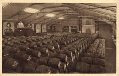 CPA Folklore Vin Vendange Champagne Pommery & Greno Reims Un cellier rempli de vins nouveaux 