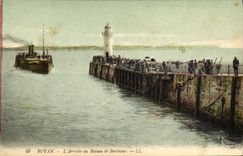 Vintage Postcard Royan Headlight the arrival of the boat of Bordeaux