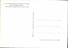 Modern Postcard Militaria crowd acclaiming General de Gaulle places Town hall Paris