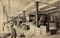 Vintage Postcard Publicity At the Cheap House Boucicaut Paris Dispatch service Automobile Quay of loading