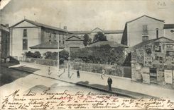 CPA Publicite Beziers L'Hotel Dieu Chaussures Poivret Byrrh 