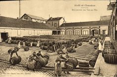 CPA Folklore Vin Vendange Champagne Moet & Chandon Manutention des vins en futs
