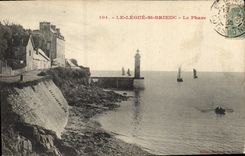 Vintage Postcard Phare Bequeaths IT St Brieuc