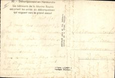 Postal Militaria Desembarque en Normandía los edificios del Real escoltan las unidades de desembarque