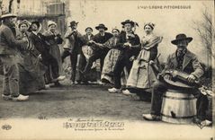 CPA Folklore Auvergne La Bourree 