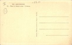 CPA Folklore Auvergne Dans le chemin creux L'attente 