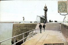 Vintage Postcard Headlight Le Havre the new pier