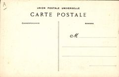 CPA Folklore Illiennes de Batz attendant le Bac