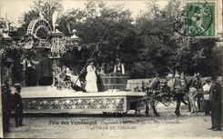 CPA Vin Fete des Vendanges La Petite Gironde Char du Cognac 