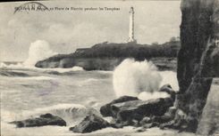CPA Phare Effet de vagues de Biarritz pendant les tempetes