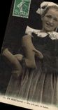 CPA Folklore Bretagne Une jolie paire de sabots