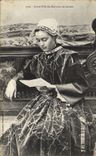 CPA Folklore Jeune fille des environs de Lorient